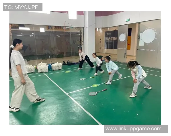 科学羽毛球训练指南：提升个人能力的有效方法与技巧分享